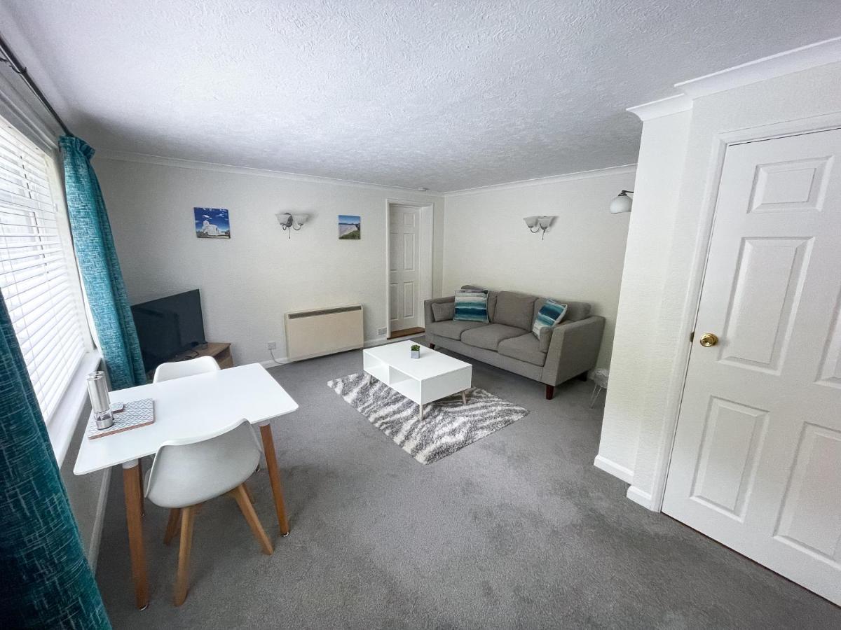 2 Chatsworth Riverscape Apartments - Peaceful Apartment In Great Location With Free Parking Overlooking The Gannel Just A Short Walk From Newquays Incredible Beaches And Local Amenities New Quay Dış mekan fotoğraf